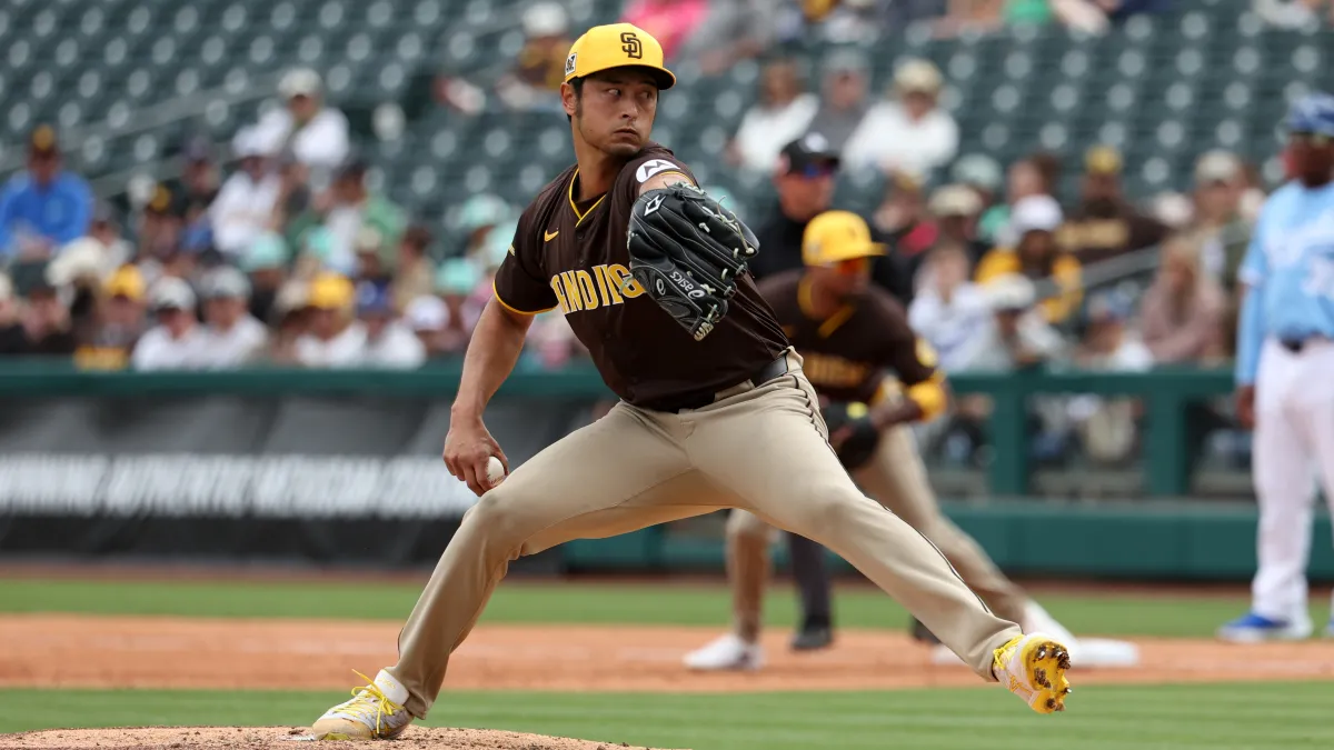 投球をするダルビッシュ選手